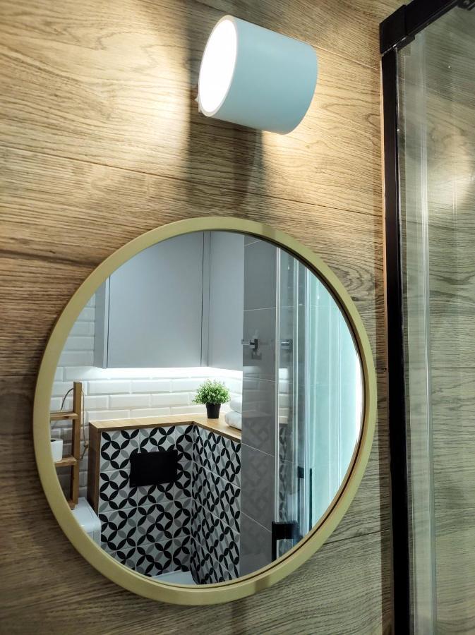 Cozy And Great Location By Cooee Apartments Warschau Exterior foto